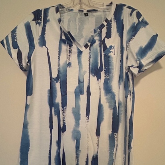T shirt - Picture 1 of 5